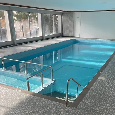 Apartamento Cosy Rooftop Downtown With Stunning View And Swimming Pool Crans-Montana